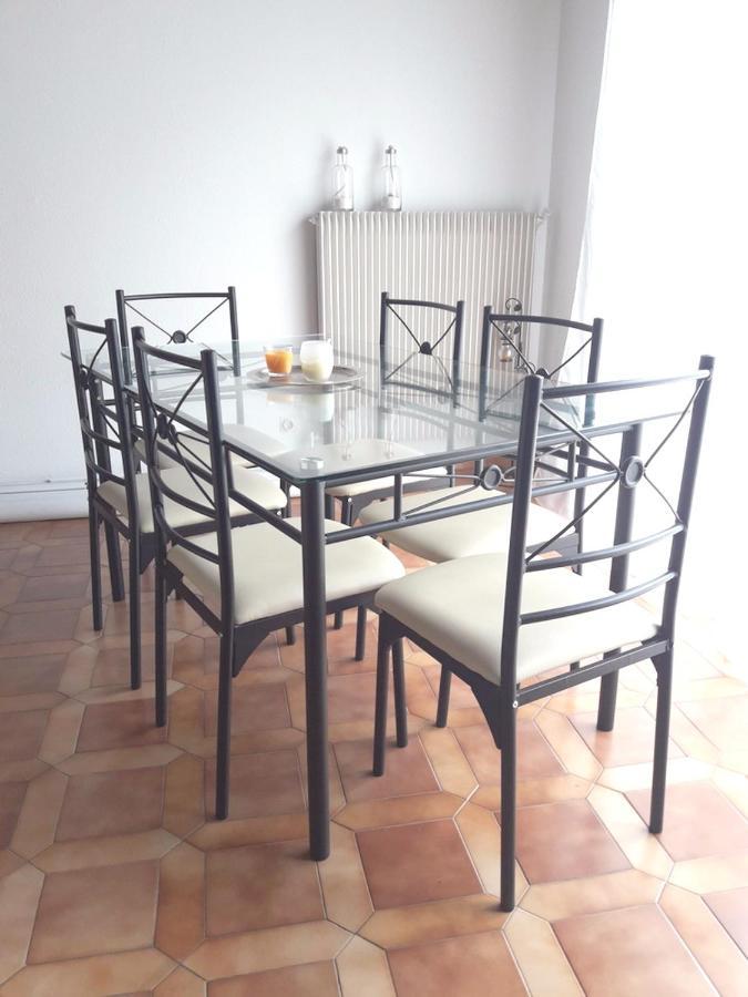 Maison Charmante A Sainte-Marie Avec Grand Jardin מראה חיצוני תמונה